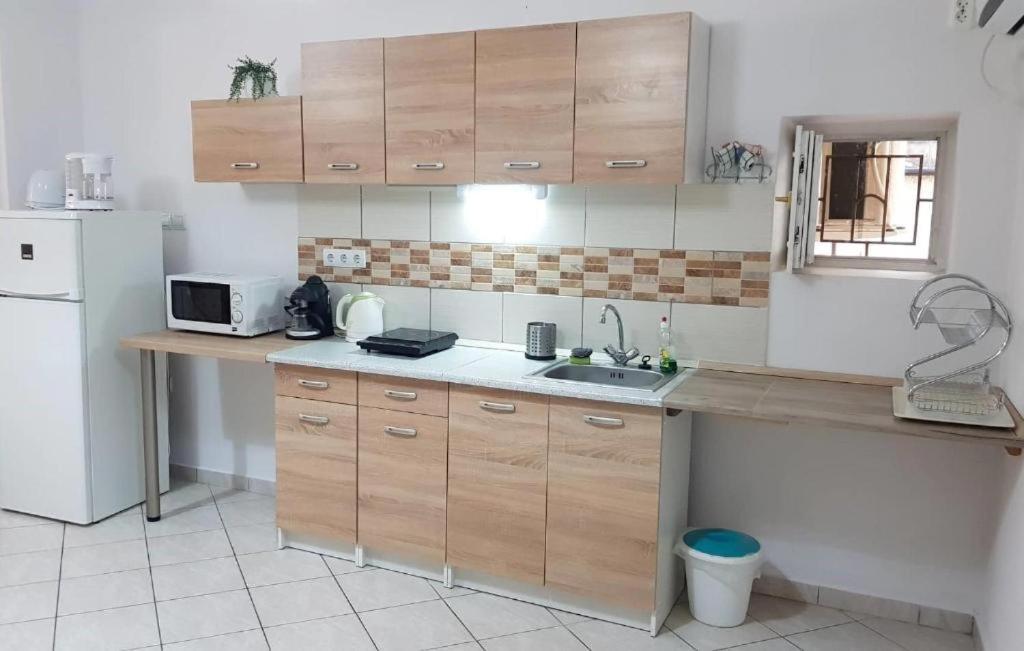 Fortuna Apartmanok Eger Bagian luar foto