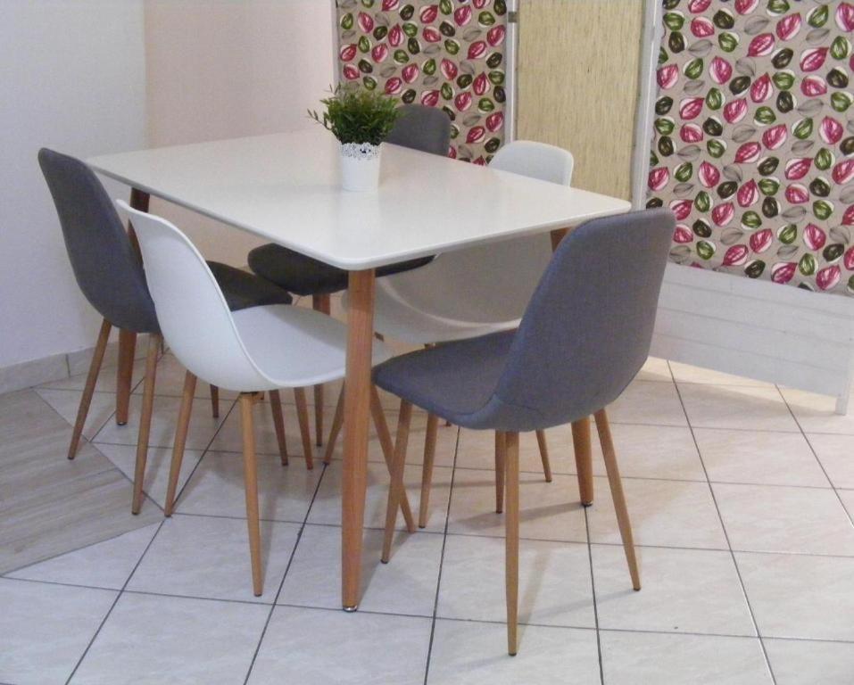 Fortuna Apartmanok Eger Bagian luar foto