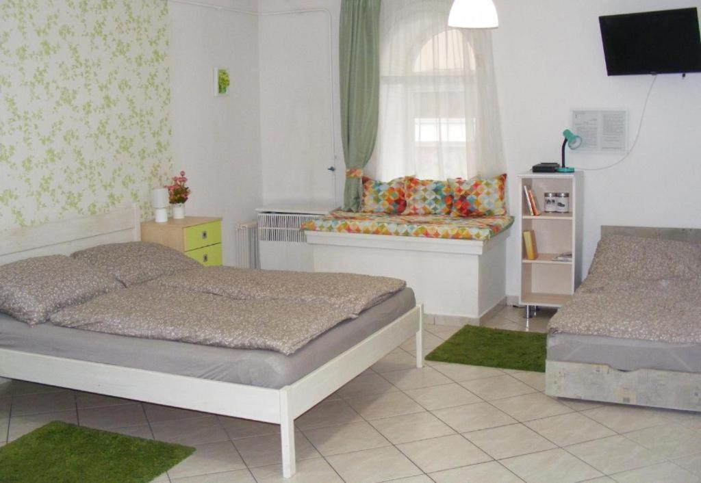 Fortuna Apartmanok Eger Bagian luar foto