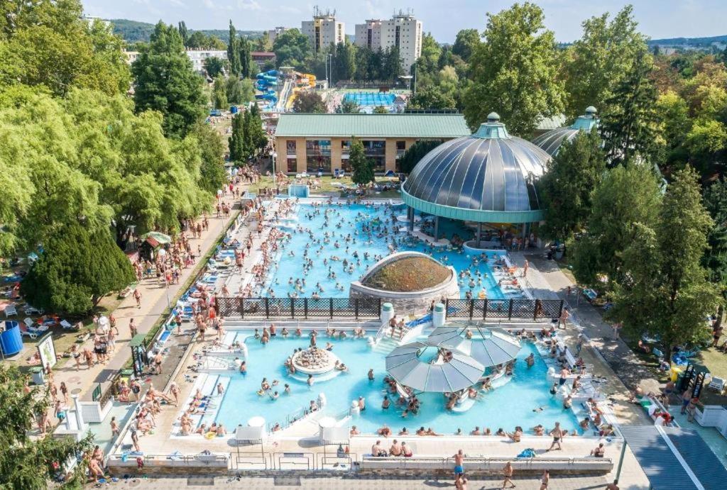 Fortuna Apartmanok Eger Bagian luar foto